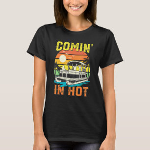 Retro Kommer In Het Pontonbåt Båttur Sjön T Shirt