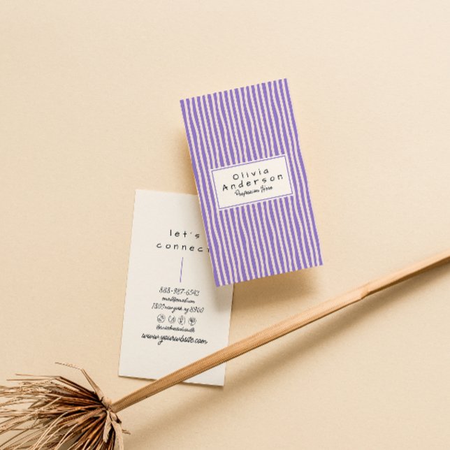 Retro Lila Hand plockade Rand Trendig Modern Visitkort (Skapare uppladdad)