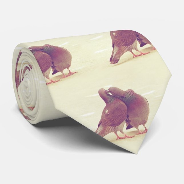 Retro love birds som kysser duvan slips (Rullad)