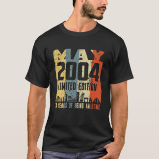 Retro Maj 2004 Rolig 18-årsdag T Shirt