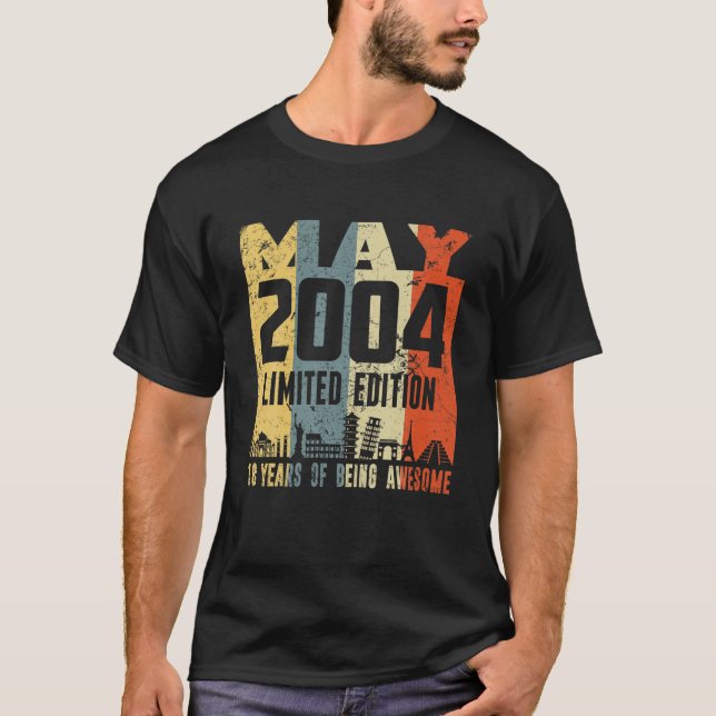 Retro Maj 2004 Rolig 18-årsdag T Shirt (Framsida)