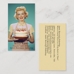 Retro Mamma Holding a Firande Cake Visitkort