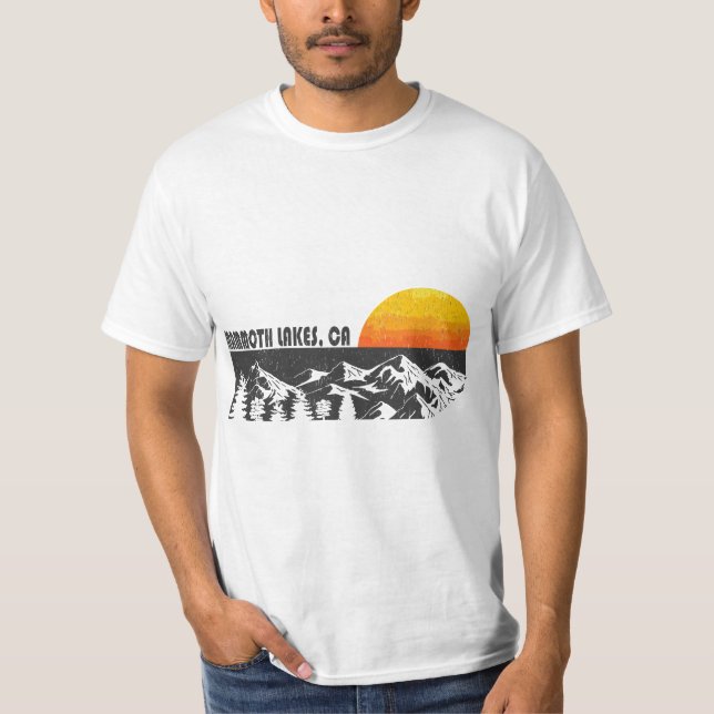 Retro Mammoth Lakes California Mountain Sunset  T Shirt (Framsida)