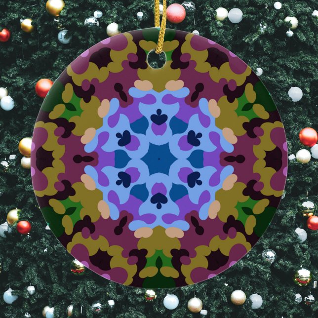 Retro Mandala Blue Lila och Gult Julgransprydnad Keramik (Blue Purple and Yellow Retro Mandala Ornament by Wormhole Orbital)