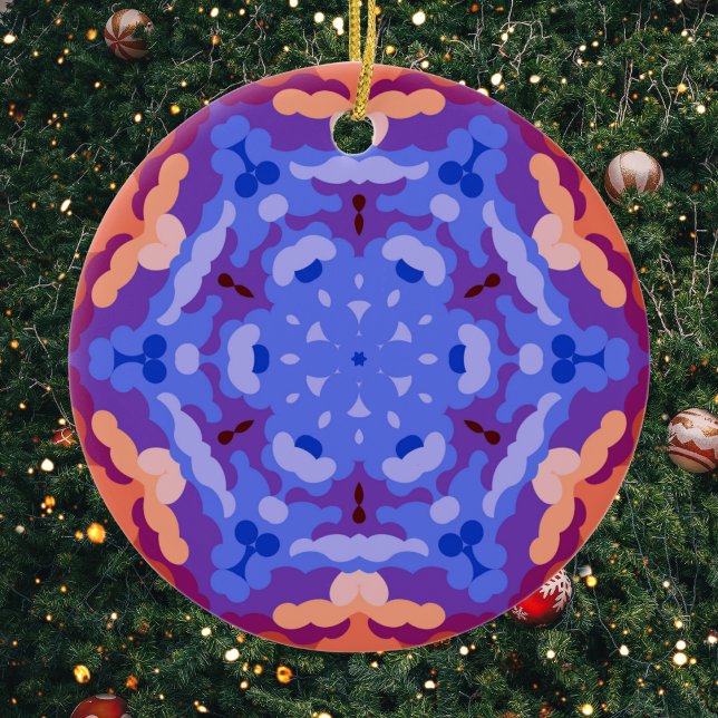 Retro Mandala Blue Lila och Red Julgransprydnad Keramik (Blue Purple and Red Retro Mandala Ornament by Wormhole Orbital)