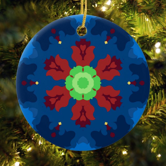 Retro Mandala Blue Red and Grönt Julgransprydnad Keramik (Blue Red and Green Retro Mandala Ornament by Wormhole Orbital)