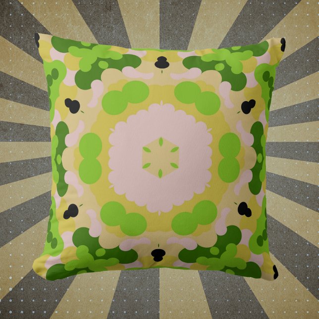 Retro Mandala Flower Gult Grönt and White Kudde (Skapare uppladdad)