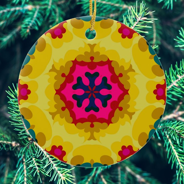 Retro Mandala Gult Blue och Rosa Julgransprydnad Keramik (Yellow Blue and Pink Retro Mandala Ornament by Wormhole Orbital)