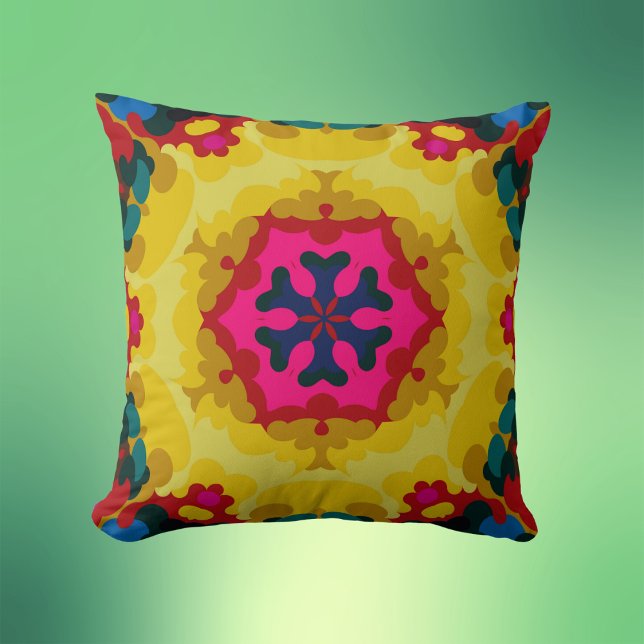Retro Mandala Gult Blue och Rosa Kudde (Skapare uppladdad)