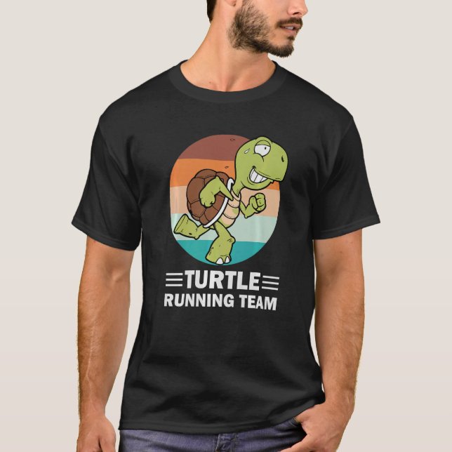 Retro Marathoner Marathon Springer Turtle Running  T Shirt (Framsida)