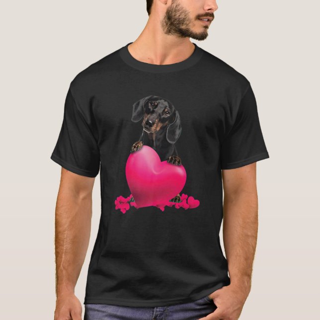 Retro Matching Alla hjärtans dag Heart Dachshund P T Shirt (Framsida)