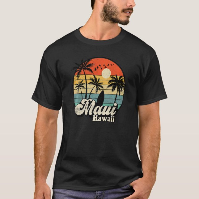 Retro Maui Hawaii Hawaiian Vacation Beach Surfing  T Shirt (Framsida)