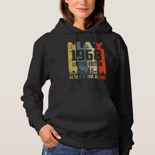 Retro May 1968 54 Birthday T Shirt (Framsida)