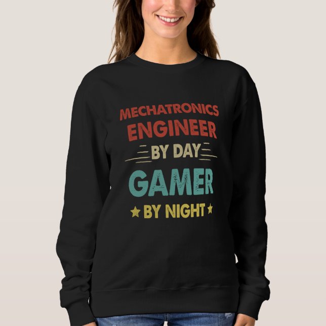 Retro Mechatronics Engineer By Day Gamer By Night T Shirt (Framsida)