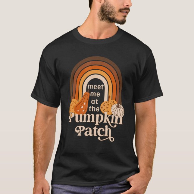 Retro Meet Me At The Pumpkin Patch Cute Pumpkin Th T Shirt (Framsida)