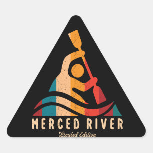 Retro Merced River Kayaking Triangelformat Klistermärke