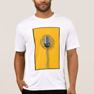 Retro mikrofon på djärkgul bakgrund t shirt