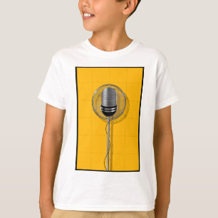 Retro mikrofon på djärkgul bakgrund t shirt