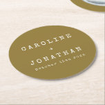 Retro Minimalist Ochre Typewriter Personligt bröll Underlägg Papper Rund<br><div class="desc">Papper för Retro Minimalist Typewriter Font Personligt bröllp Round Underlägg i Ochre</div>
