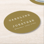 Retro Minimalist Ochre Typewriter Personligt bröll Underlägg Papper Rund<br><div class="desc">Papper för Retro Minimalist Typewriter Font Personligt bröllp Round Underlägg i Ochre</div>