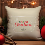 Retro Modern God jul Kudde<br><div class="desc">Lägg till en retro-charm till ditt hem med den här festliga julen dekorativ kudde! I denna moderna utformning från mitten av århundradet visas texten "God jul" i vintage-inspirerad typografi. Bakgrunden är ljus än vad som accentueras av 1950-talets stil-stjärnor,  snöflingor.</div>