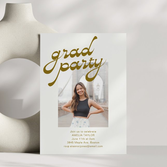 Retro Modern Script 2026 Photo Graduation Party Inbjudningar (Skapare uppladdad)