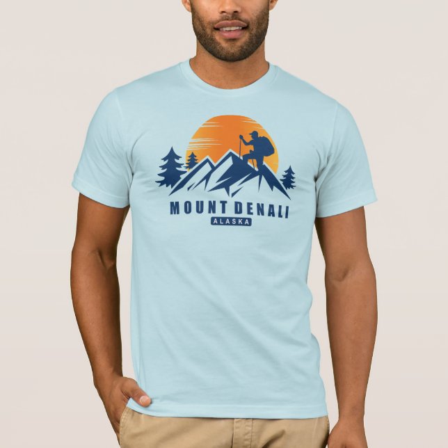 Retro Mount Denali Hike T-Shirt (Framsida)