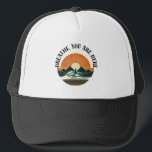 Retro mountain design with rising sun – Minimalist Keps<br><div class="desc">This design features a mountain landscape at sunrise with a radiant sun and a minimalist-retro graphic style. It's ideal for lovers of the outdoors, adventure, and connection with nature. Its vintage aesthetic makes it a perfect visual piece for t-shirts, mugs, notebooks, or home decor. An original gift for hikers, travelers,...</div>