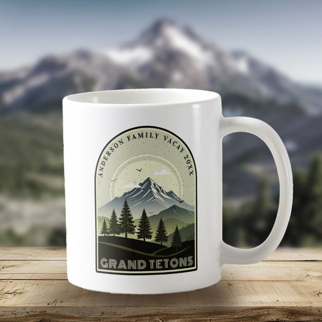 Retro Mountain Family Vacation Green ID1136 Kaffemugg (Skapare uppladdad)