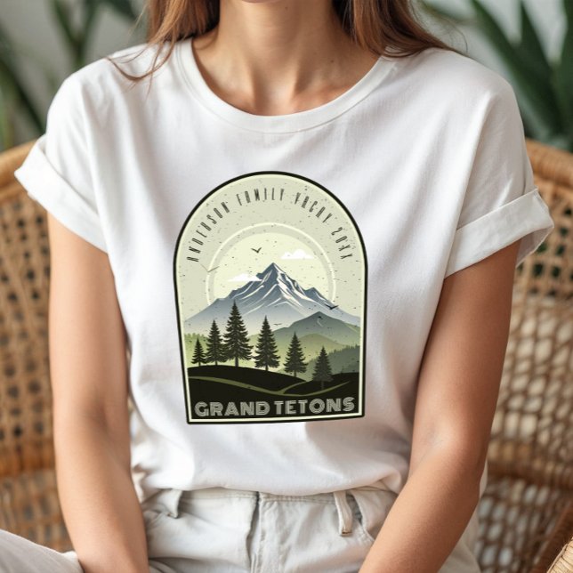 Retro Mountain Family Vacation Green ID1136 T Shirt (Skapare uppladdad)