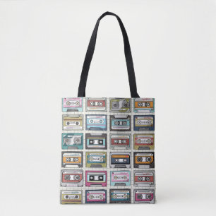 Retro Music Cassette: Nostalgic Icon Tygkasse