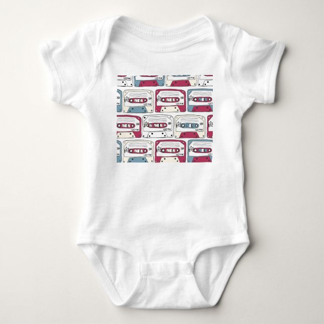 Retro Music Cassettes: Sten Background Mönster T Shirt (Framsida)