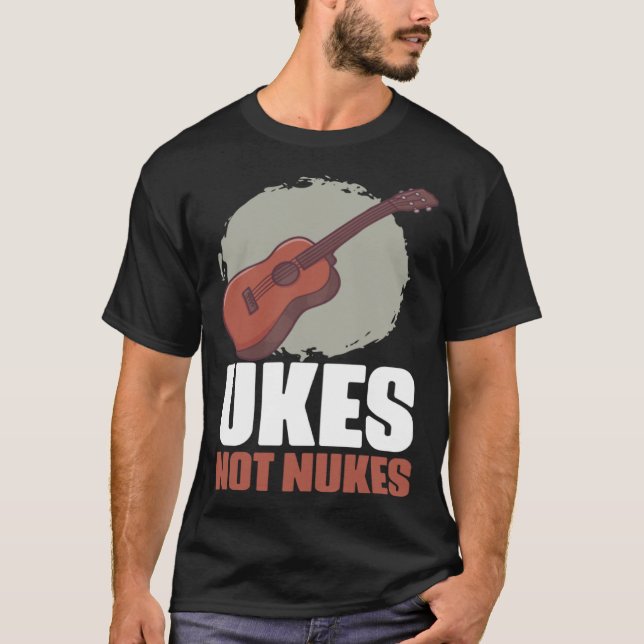 Retro Music Instruments Ukulele Guitars for Instru T Shirt (Framsida)
