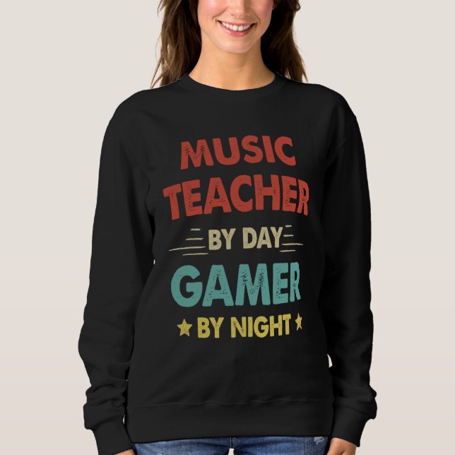 Retro Music Teacher By Day Gamer By Night T Shirt (Framsida)