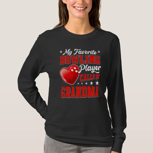 Retro My Favorite Bowling Player kallar mig Grandm T Shirt (Framsida)