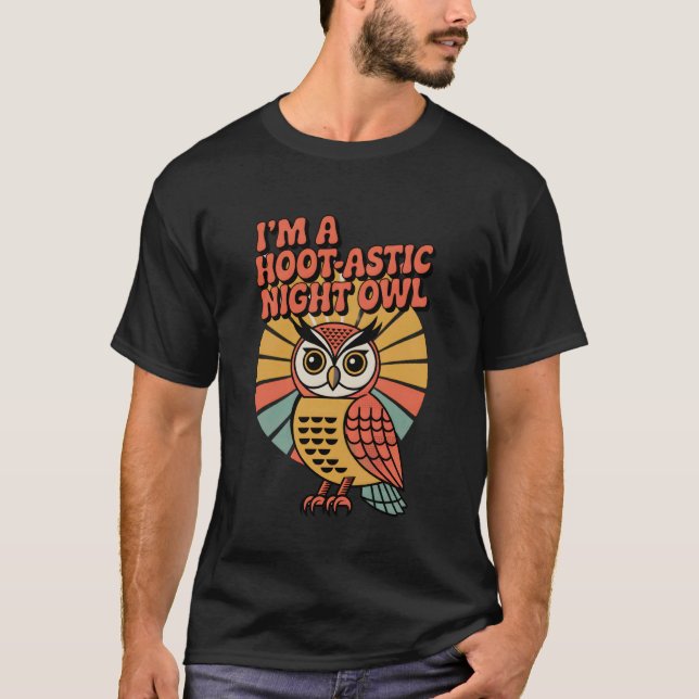 Retro natt med uggla Rolig uggla-älskare t-shirt (Framsida)