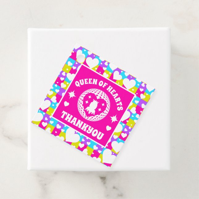 Retro Neon Queen of Hearts Birthday Gåvor Etiketter (På plats)