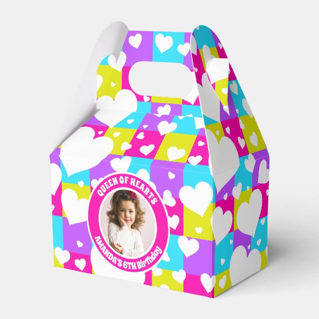 Retro Neon Queen of Hearts Födelsedagsfest Photo Presentaskar (Framsidan Sidan)
