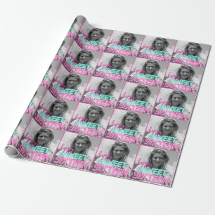 Retro Neon-skylt med svartvitt fotogodis 16 Presentpapper