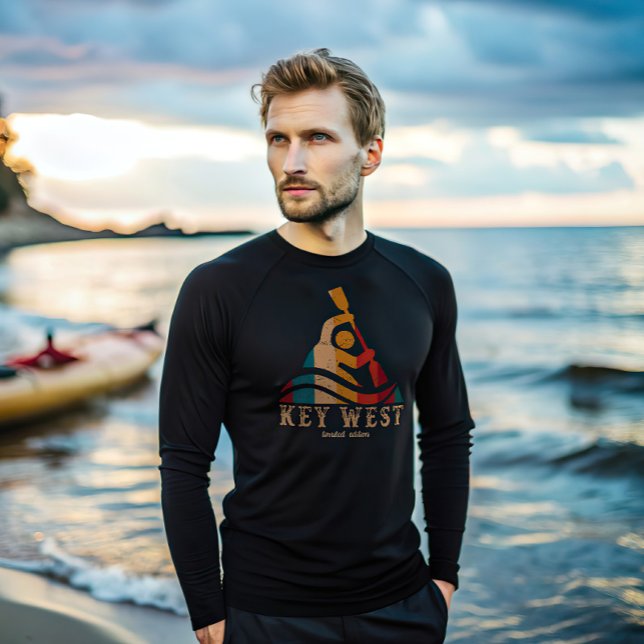 Retro Nyckel Väster Kayaking T Shirt (Skapare uppladdad)