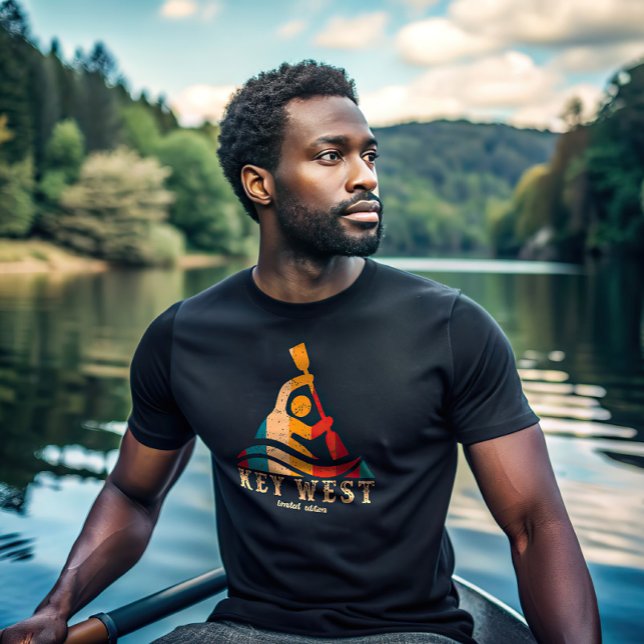 Retro Nyckel Väster Kayaking T Shirt (Skapare uppladdad)