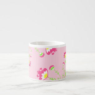 Retro och trendig folkblomma i rosa espressomugg