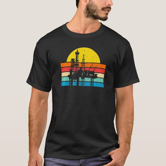 Retro Oil Well Pumpjack Oilfield Worker Oil Rig Oi T Shirt (Framsida)