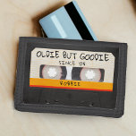 Retro Oldie men Goodie Cassette Tape Birthday<br><div class="desc">Coola retro cassette-band "oldie but goodie"-plånbok med datum eller födelseår. Underbar för älskare av klassisk musik och old school musik.</div>