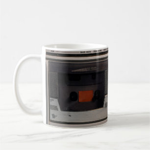 Retro omoderdaterad bärbar stereo-radiokassettretu kaffemugg