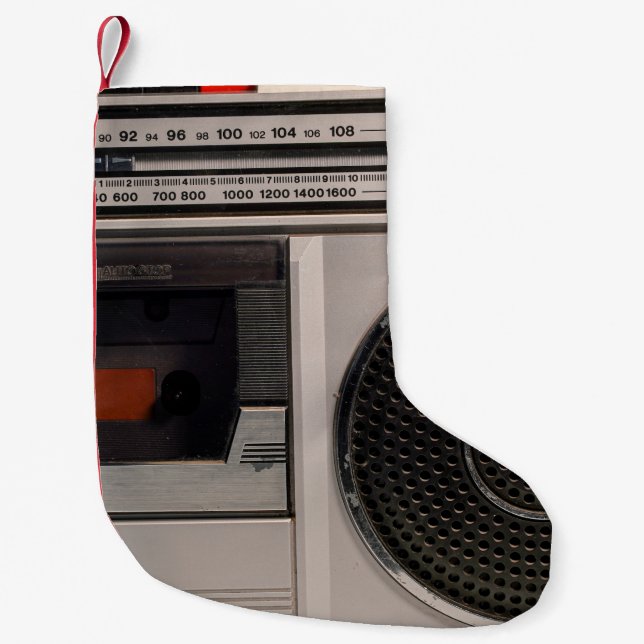Retro omoderdaterad bärbar stereo-radiokassettretu liten julstrumpa (Framsidan)