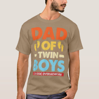 Retro Pappa av två pojkar Classic Overachiever Far T Shirt