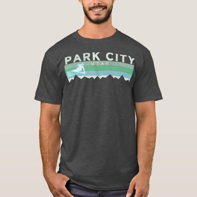 Retro Park City Utah Distress Skiing T Shirt (Framsida)