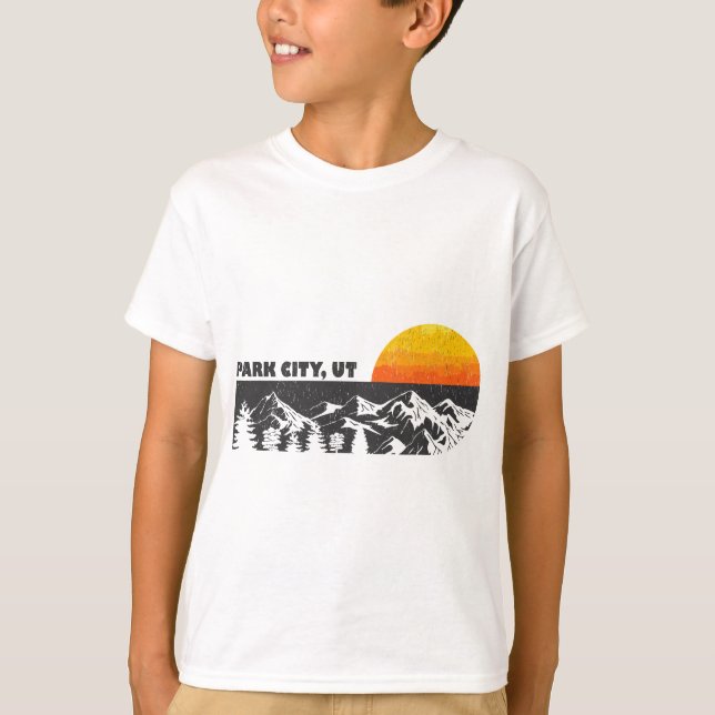 Retro Park City Utah Mountain Sunset Winter T Shirt (Framsida)