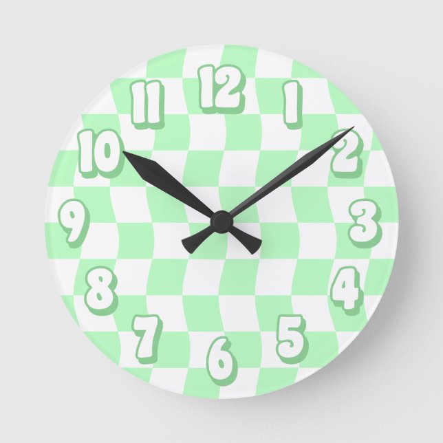 Retro Pastel Grönt White Vågigt Checker Mönster Rund Klocka (Framsida)